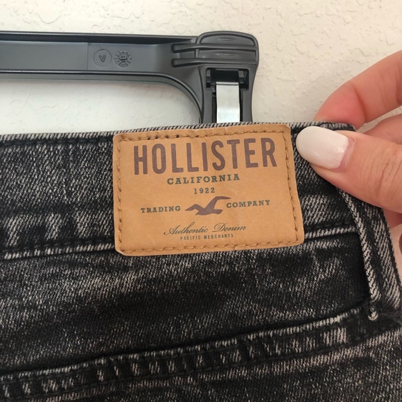 Hollister Low Rise Boyfriend Denim Shorts Size 0 - Picture 5 of 5